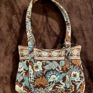 Vera Bradley floral purse